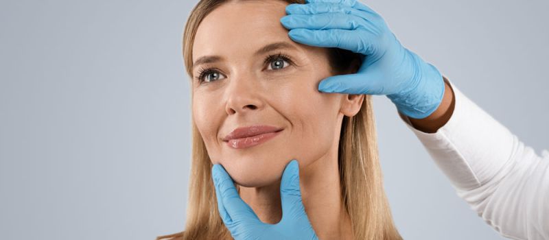 Consultation de chirurgie esthétique