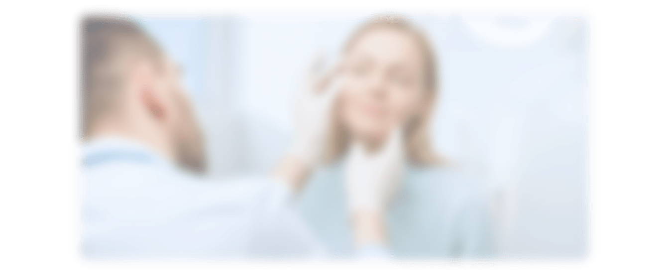 Le lifting cervico-facial est une intervention chirurgicale qui vise à corriger les effets du vieillissement sur les structures de la face et du cou